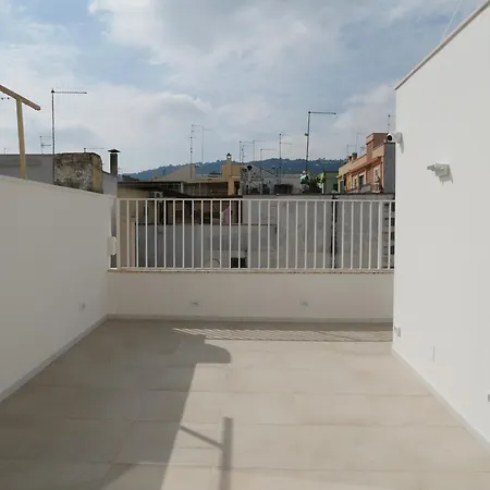 Loto House *
